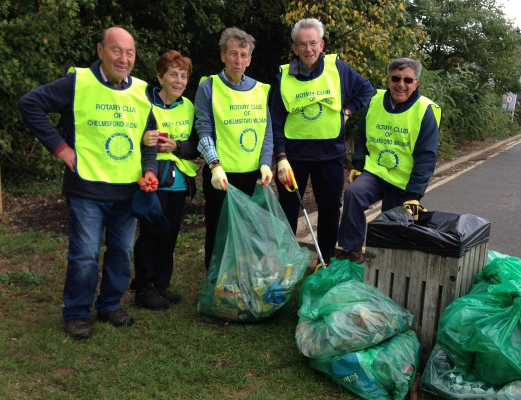 Litter Picking Rotary Chelmsford Mildmay